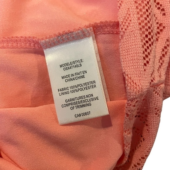 Coral Crochet Maxi Dress 💗 - Picture 5 of 7